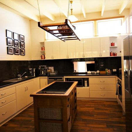 Bridgecroft House - Spacious & Serene Family Home Richmond Extérieur photo