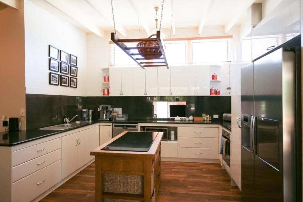 Bridgecroft House - Spacious & Serene Family Home Richmond Extérieur photo